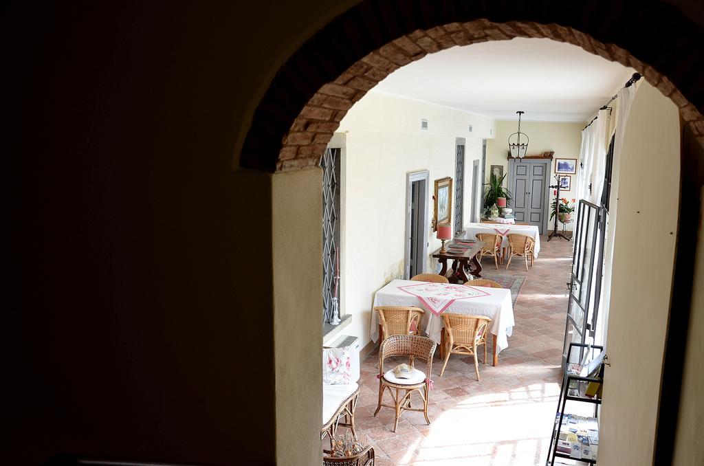 Residenza Ca' Laripa Apartment Solto Collina Стая снимка